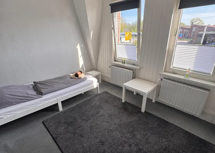 Zimmer Stadt Norden Naehe Bahnhof Und Zob